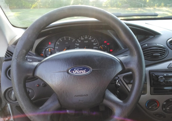 Ford Focus cena 4500 przebieg: 185000, rok produkcji 2003 z Wołomin małe 29